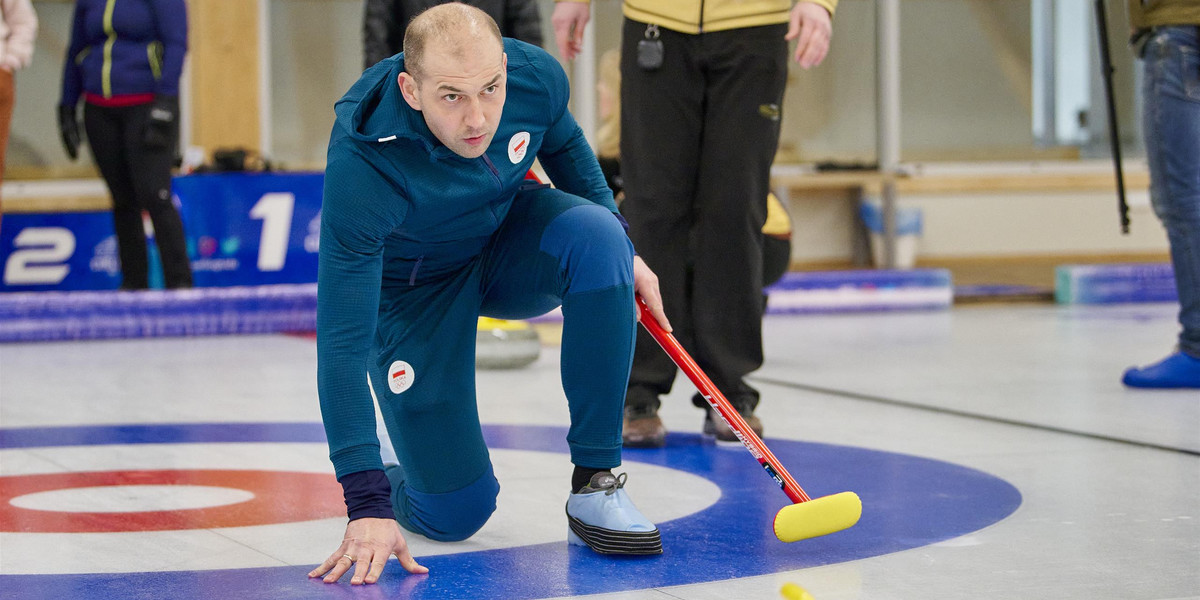 Zbigniew Bródka zagrał w curling