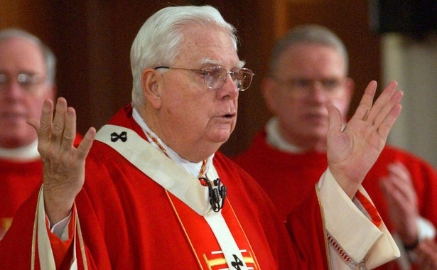 Zmarł kardynał Law, który tuszował przypadki pedofilii w Kościele