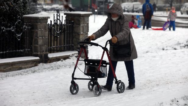 90-latka błąkała się po ulicach Olsztyna. Seniorka nie wiedziała, jak się nazywa