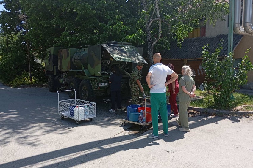 Pomoć Vojske Srbije u vodosnabdevanju Čačka i Gornjeg Milanovca