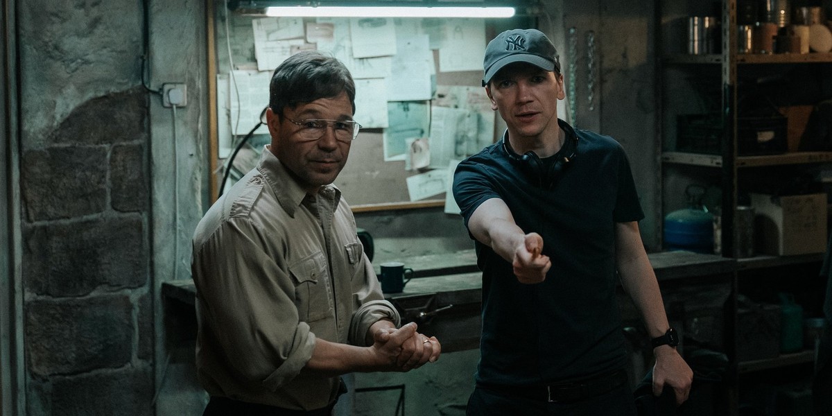 Stephen Graham i Jan Komasa na planie filmu "Dobry chłopiec"