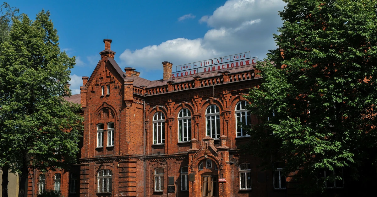 Skandal w szkole średniej. Nauczycielka miała zlecić pobicie ucznia