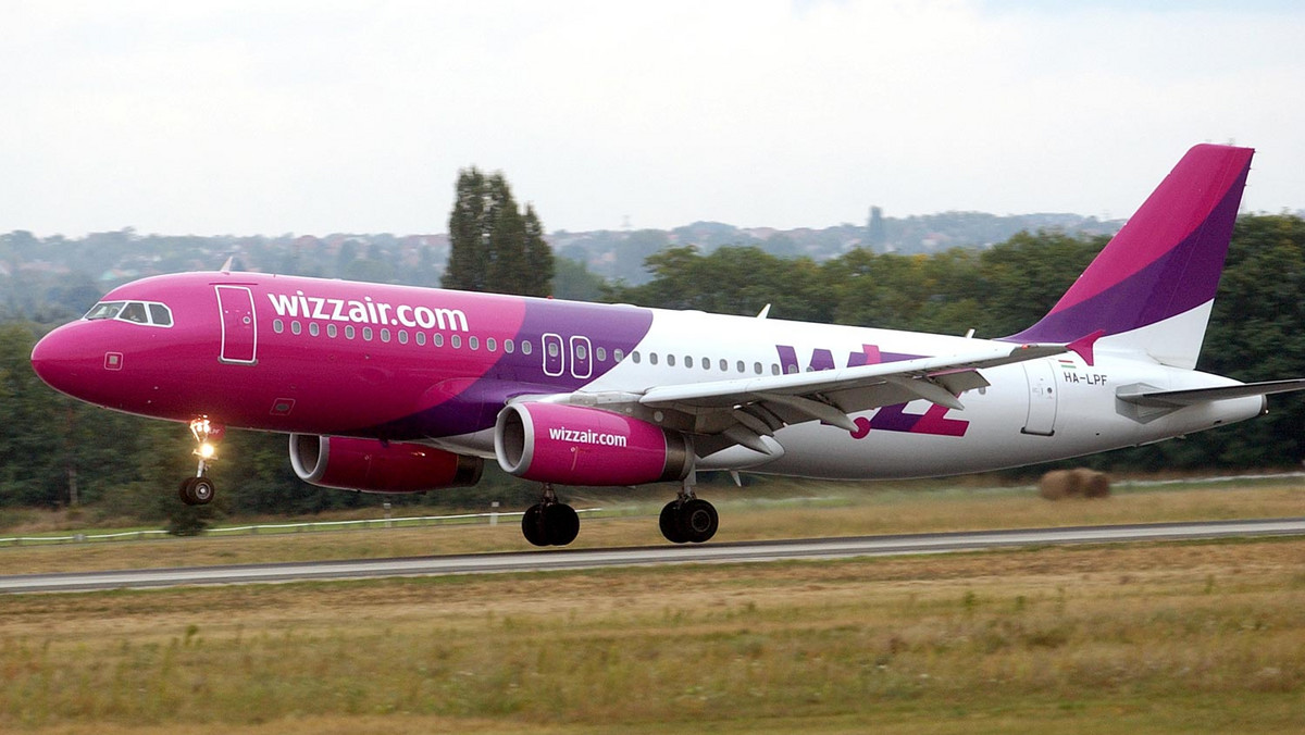 Linia lotnicza Wizz Air otwiera swoją austriacką bazę na lotnisku w Wiedniu, umieszczając tam jeden samolot typu Airbus A320. Wraz z nową lokalizacją w stolicy Austrii, przewoźnik uruchamia pięć nowych połączeń z Wiednia do: Walencji (Hiszpania) Rzymu Fiumicino (Włochy), Valetty (Malta), Bari (Włochy) i Tel Awiwu (Izrael).