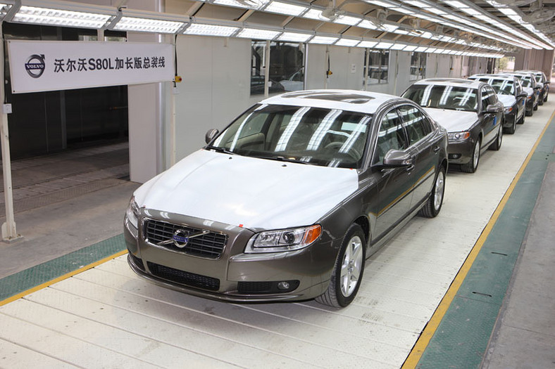 Volvo S80L: przedłużona limuzyna Made in China