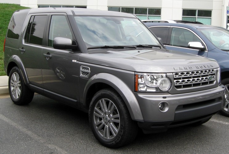 Miejsce 3 - Land Rover LR4, na zdjęciu w wersji na rynek amerykański, autor: IFCAR, licencja: public domain