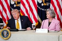 Susie Wiles szefową gabinetu Trumpa dłużej niż ktokolwiek w 1. kadencji