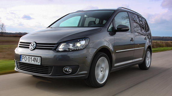 Volkswagen Touran (I, 2003-15), z 2013 r. za 39 900 zł