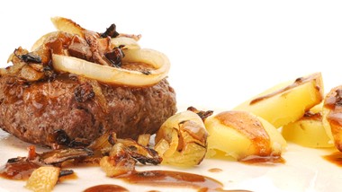 pyszny obiad na środę. podajemy przepis, ty gotujesz. rumsztyk - kultowe danie z prl