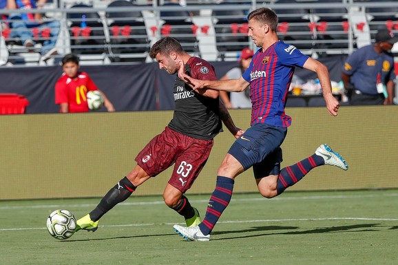 Lengle pokušava da zaustavi Kutronea