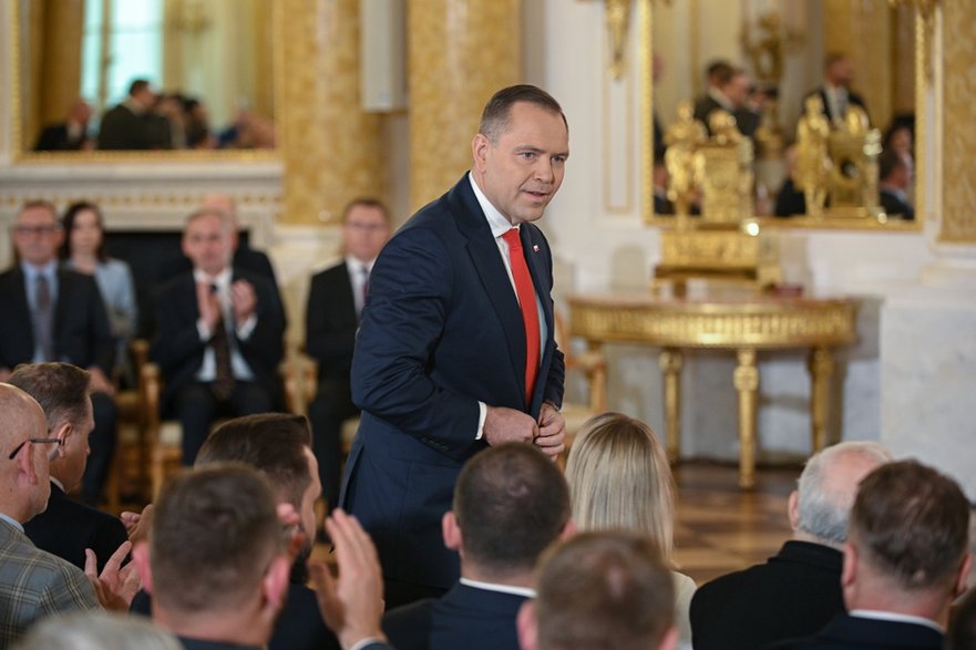 Karol Nawrocki podczas uroczystości wręczenia mu uchwały PKW ws. stwierdzenia wyniku wyborów prezydenckich 11 czerwca 2025 r.