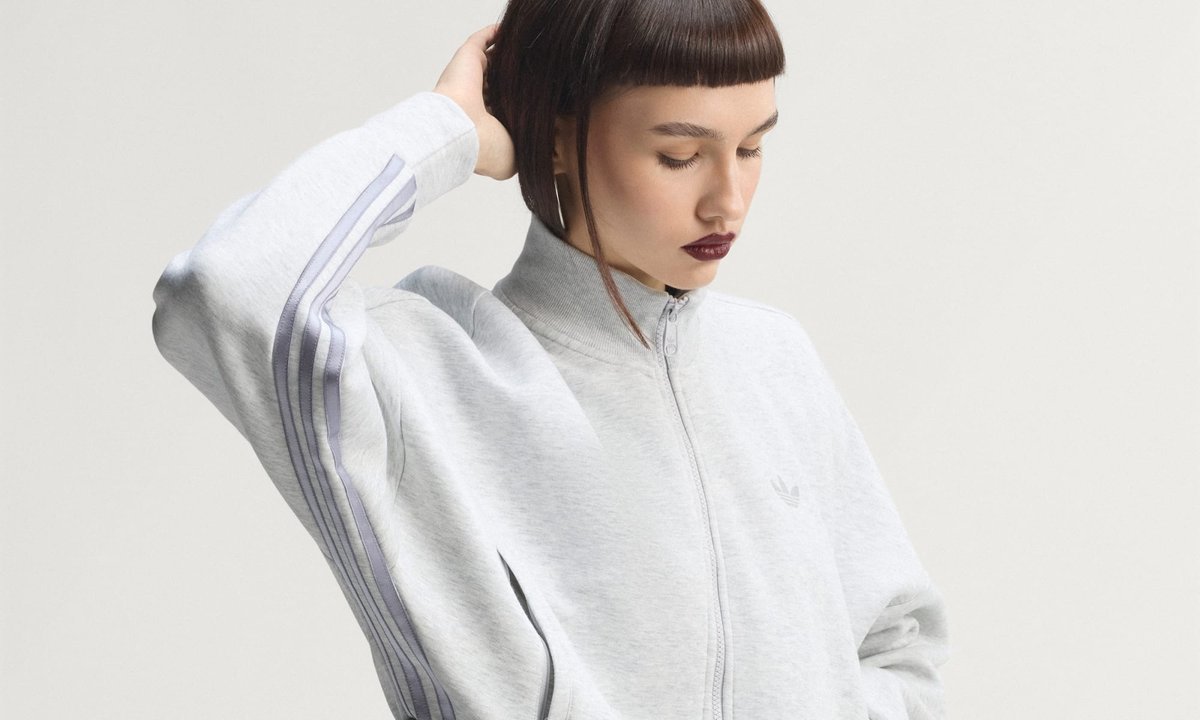 Te bluzy znikają z półek w godzinę. Łączą miejską elegancję z komfortem mięciutkiej dzianiny