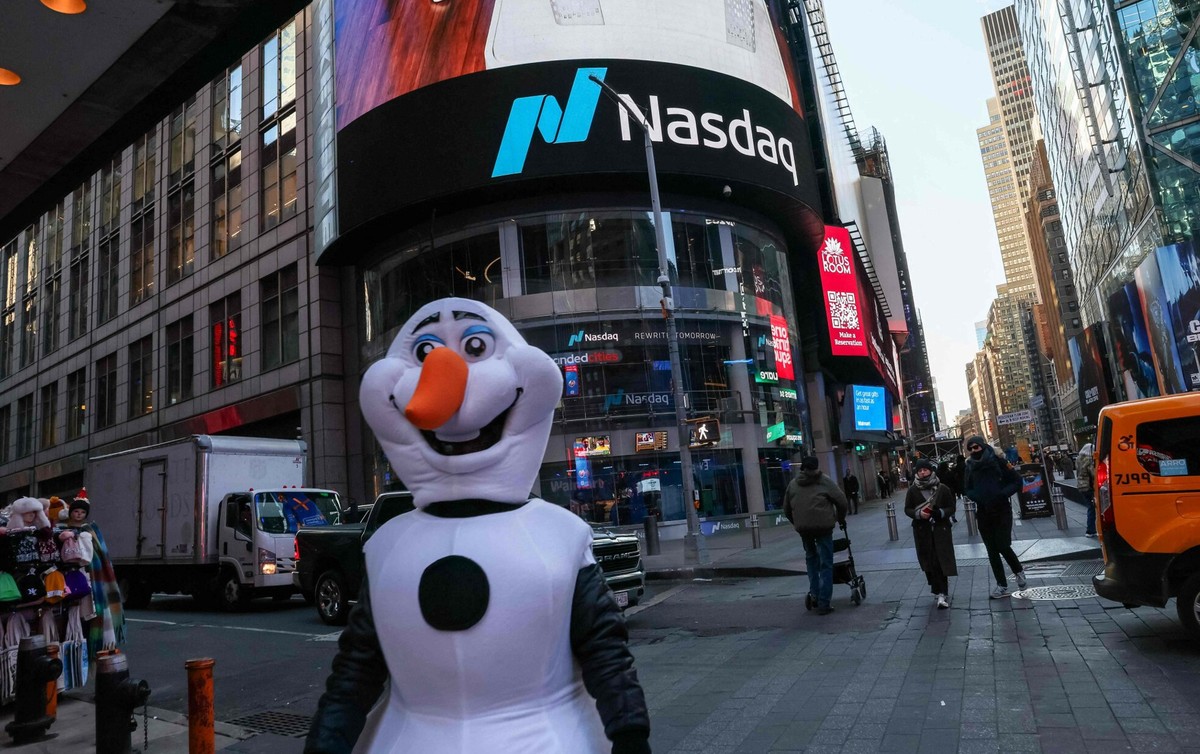 Emerytura w wieku 45 lat z dywidendy. Tak buduje się 30 tys. zł dochodu pasywnego [GOTOWE PORTFELE]