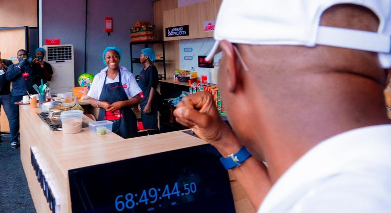 Sanwo-Olu shows up at Hilda Baci's Guinness World Record cooking event. [Twitter:@jidesanwoolu]