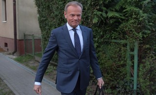 Kontynuacja przesłuchania D. Tuska już za zamkniętymi drzwiami