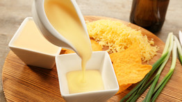 Mitől lesz tökéletes a sajtszósz? A séf lépésről lépésre elárulja