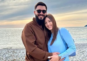 Danica Crnogorčević u farmerkama