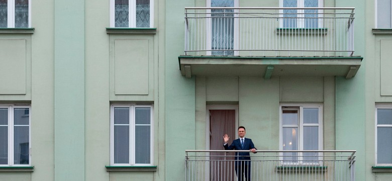 Hołownia: Prezydent bierze ślub z konstytucją [#RigamontiRazy2]