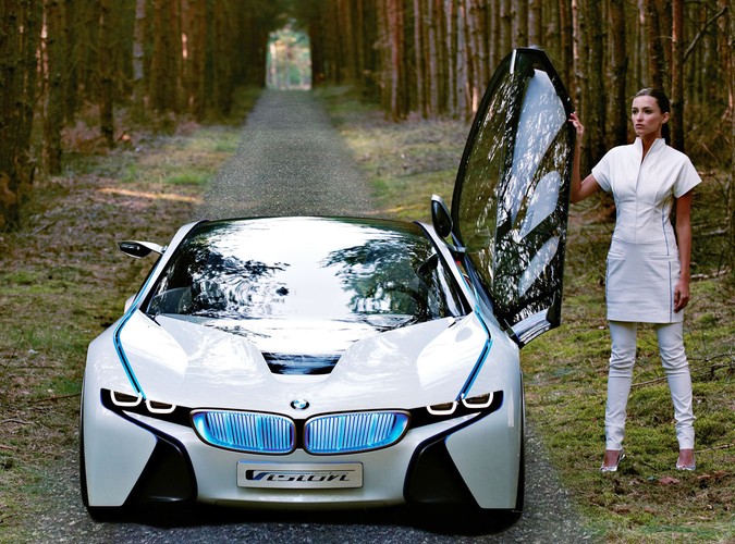 BMW Vision EfficientDynamics to prototyp, który już w połowie września będzie gwiazdą salonu we Frankfurcie