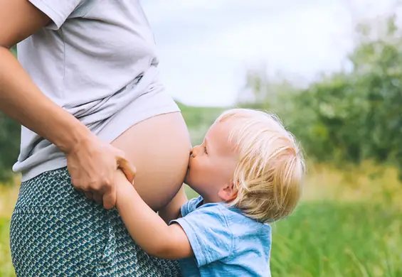 W tym wieku decydujemy się na pierwsze dziecko - kobiety zmieniają podejście do macierzyństwa