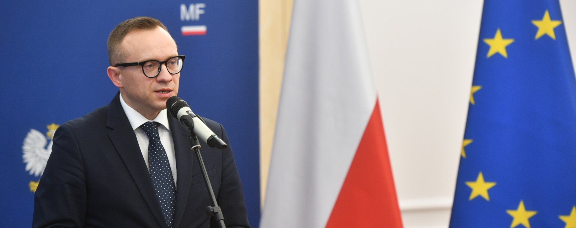 Artur Soboń, wiceminister finansów, na konferencji prasowej w czwartek 19 grudnia mówił o zmianach dla zleceniobiorców.  Na części zyskają, ale nie na wszystkich