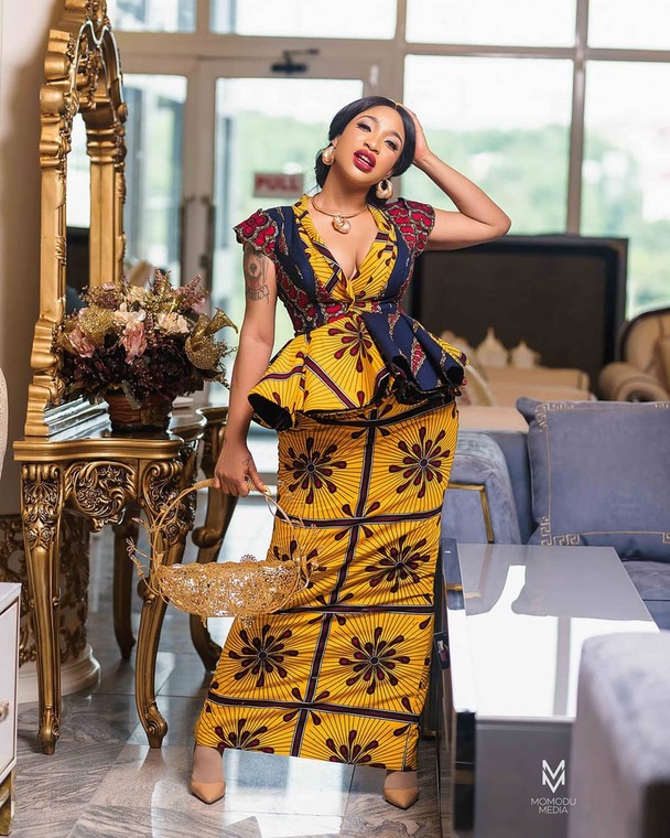 Tonto Dikeh has a message for people who get carried away with the flamboyant lifestyle of people they see online. [Instagram/Tontolet]