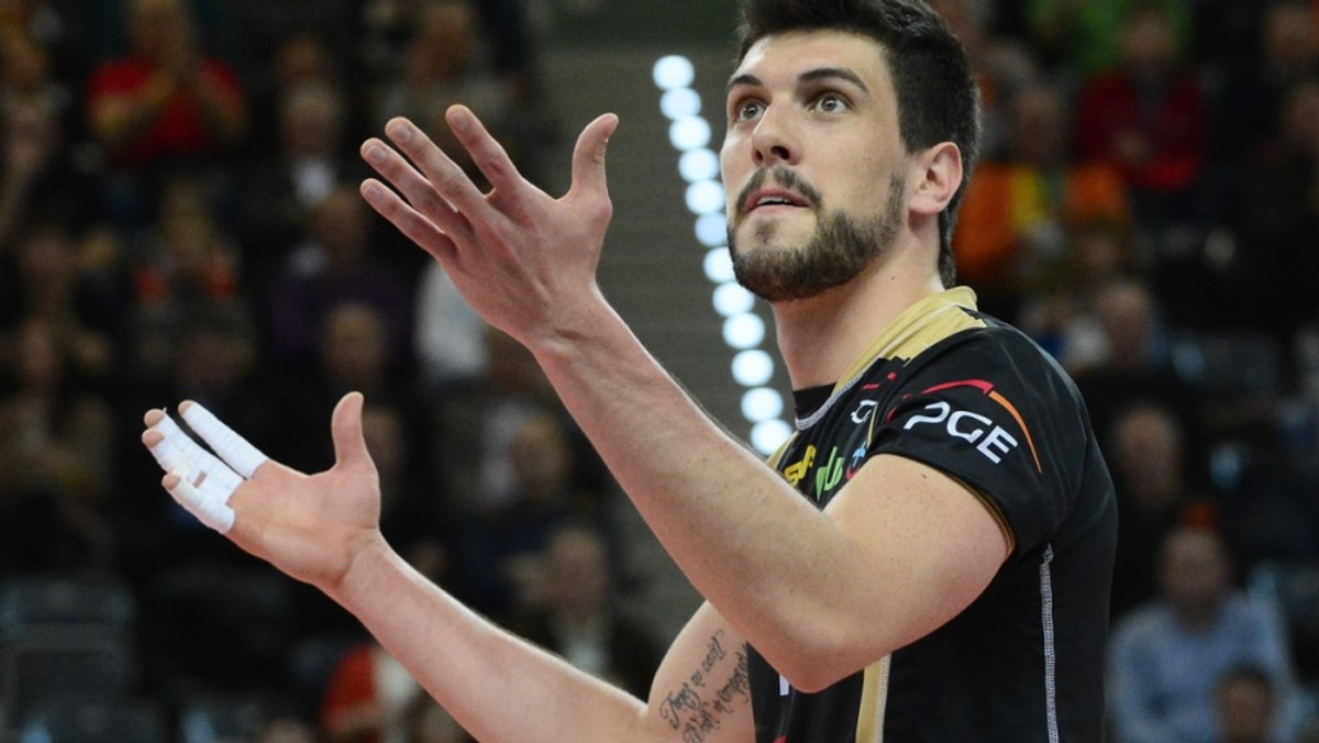 Facundo Conte i jego PGE Skra Bełchatów zameldowali się w finale PlusLigi po trzecim zwycięstwie nad Jastrzębskim Węglem i triumfie w play-off 3-0. - Zwyciężyliśmy dlatego, że każda akcja, każda trudna piłka była z naszej strony traktowana ze stuprocentową powagą - ocenił gwiazdor bełchatowian w rozmowie z "Przeglądem Sportowym".