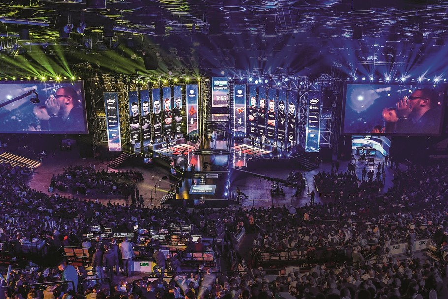 E-sport to źródło rozrywki, ale także lukratywny biznes. Według badającej ten rynek firmy Newzoo w 2022 r. przychody branży mogą sięgnąć nawet 3,2 mld dolarów