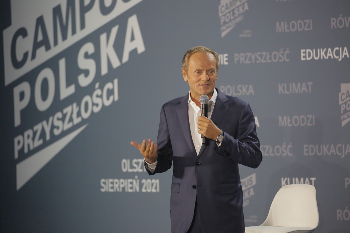 Campusu Polska Przyszłości. Donald Tusk o związkach partnerskich - Polska - Vimarsana News
