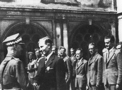 Rocznica pierwszego zrzutu cichociemnych. 316 żołnierzy na pomoc Polsce