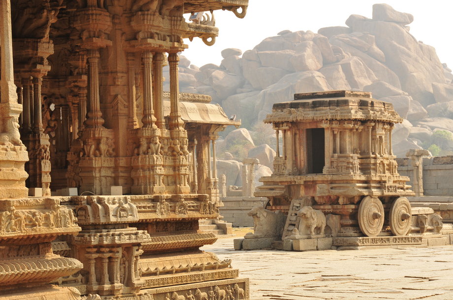 Świątynia Vittala w Hampi, część ogromnego kompleksu wpsianego na listę światowego dziedzictwa UNESCO