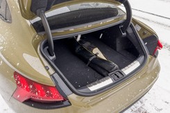 Czy można dostać mandat za narty w samochodzie? Co mówią przepisy?