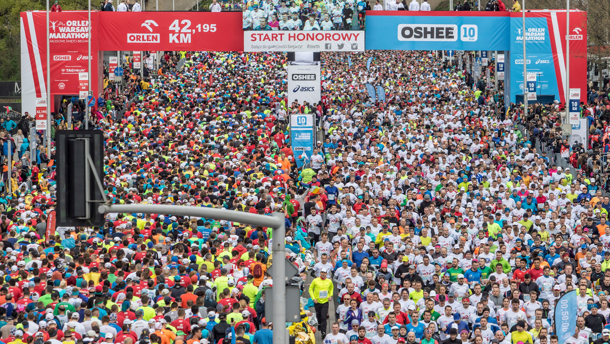 Blisko osiem tysięcy osób weźmie udział w kolejnej imprezie biegowej w stolicy - Orlen Warsaw Marathon. Wystartują w niedzielę, 23 kwietnia. Tego dnia lepiej nie wjeżdżać samochodem do centrum miasta, bo szykują się duże utrudnienia. Zamkniętych będzie kilkanaście ulic, zmieni się także organizacja komunikacji miejskiej.