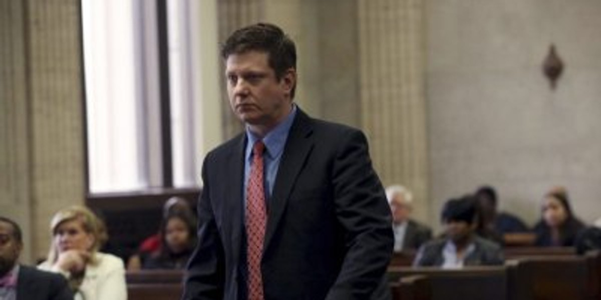 Chicago Police Officer Jason Van Dyke walks in the courtroom for a hearing in his shooting case of Laquan McDonald in Chicago.