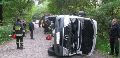 Tak wygląda mercedes po pościgu! FOTO