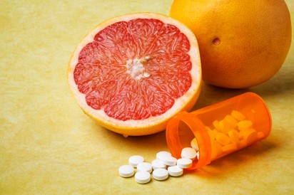 Így befolyásolhatja a grapefruit a gyógyszerei hatását - vigyázzon vele!