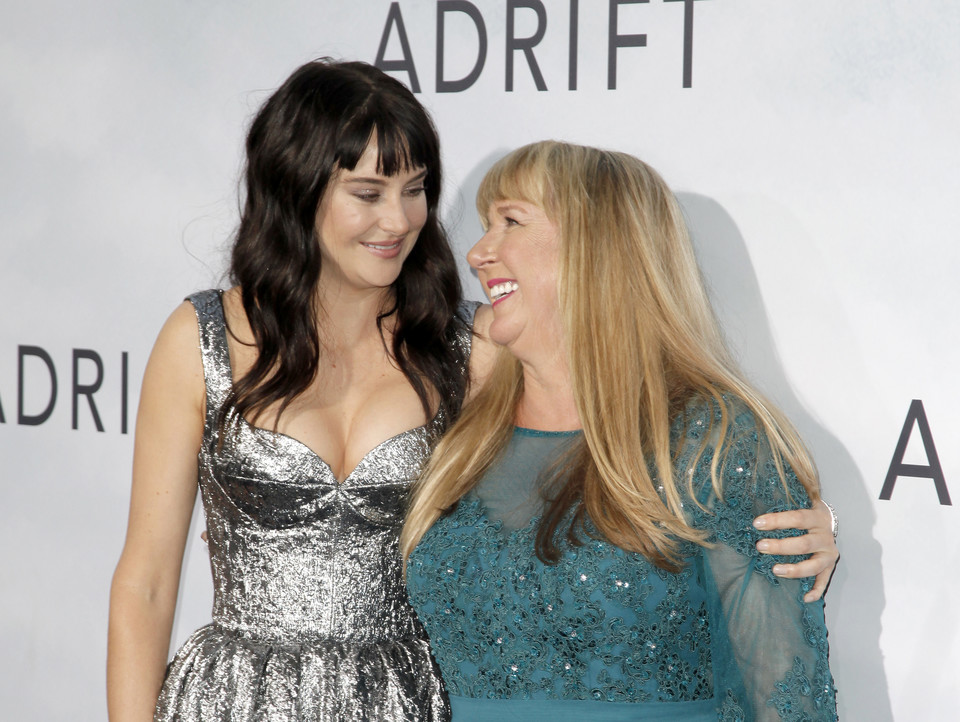 Shailene Woodley i Tami Oldham Ashcraft. To na podstawie jej losów nakręcono "41 dni nadziei"