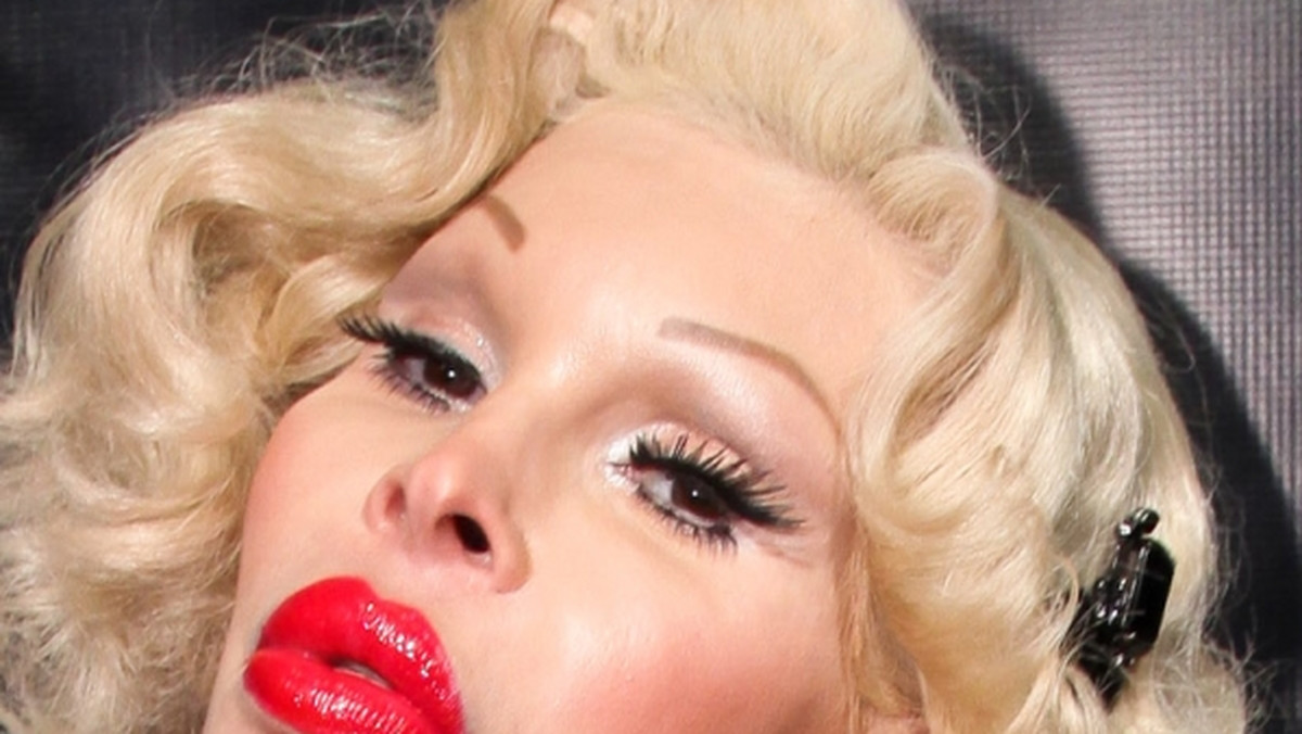 Amanda Lepore - Moussy Store Opening