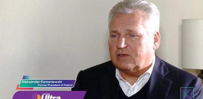 Kto by się spodziewał? Kwaśniewski robi "karierę" w nepalskiej TV!