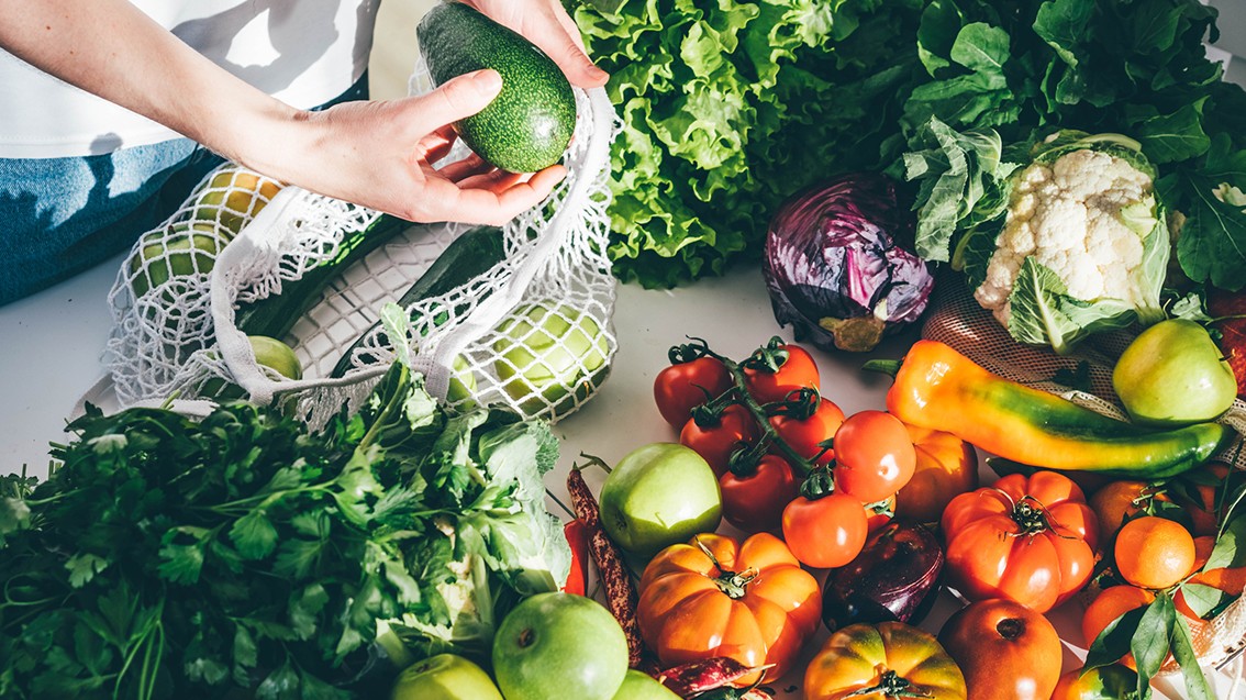 Té, frutas y verduras: esto es lo maravilloso que sucede cuando los consumes todos a diario