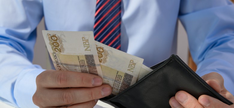 Inflacja w kwietniu 2025 w górę. Drożyzna uderza w ceny mieszkań i żywności