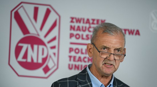Nauczycielski awans wart 155 zł podwyżki. "To nie motywuje do podnoszenia kwalifikacji"