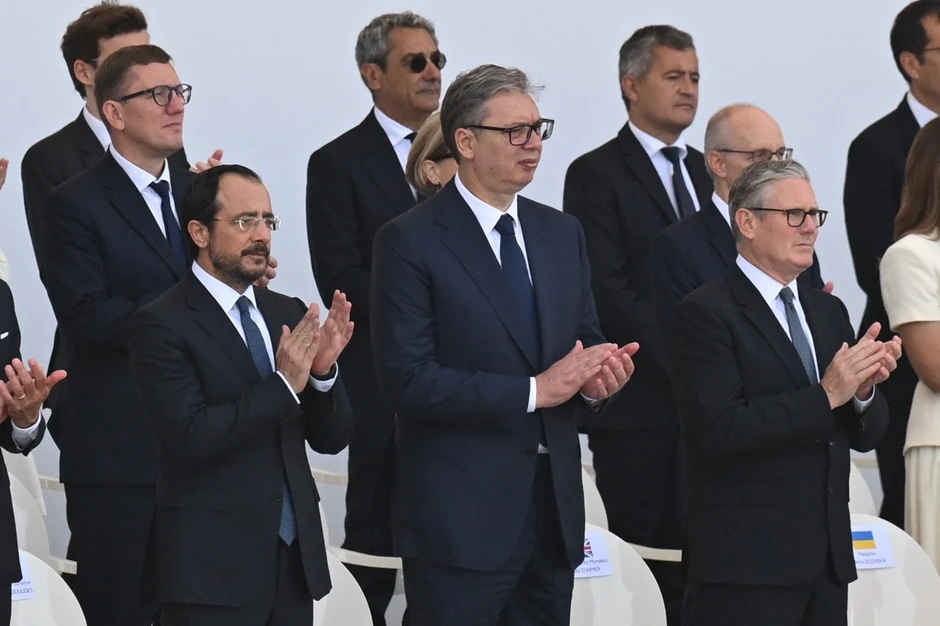 Vučić na vojnoj paradi u Francuskoj
