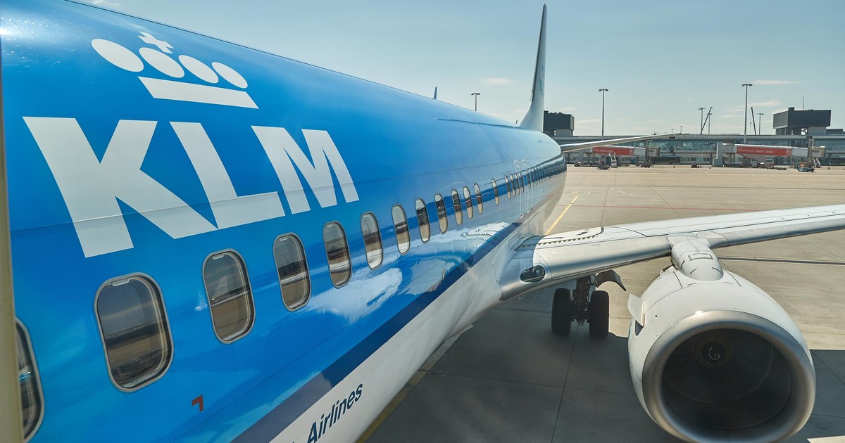 Dramat na pokładzie KLM. Nieproszony gość uziemił ponad 250 osób na Karaibach