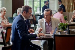 Znany aktor dołącza do obsady "Przyjaciółek". W kogo się wcieli?