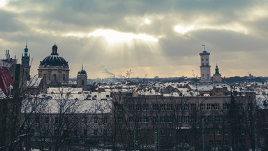 "My, Ukraińcy, przetrwamy nawet mroźną zimę". Prąd tylko przez jedną godzinę dziennie