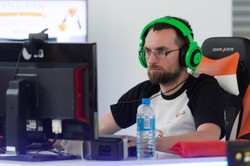 Uczestnicy Game Arena 2014 w Poznaniu chcą pobić rekord Guinnessa [ZDJĘCIA]