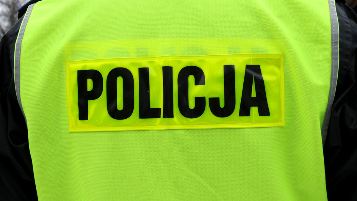 Zwłoki zaginionego mieszkańca Tarnówka wyłowili policjanci i strażacy z Warty w Gaju. Ciało mężczyzny znajdowało się w samochodzie.