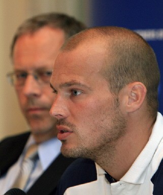 FBL-WC2006-SWE-PRESSER-LJUNGBERG