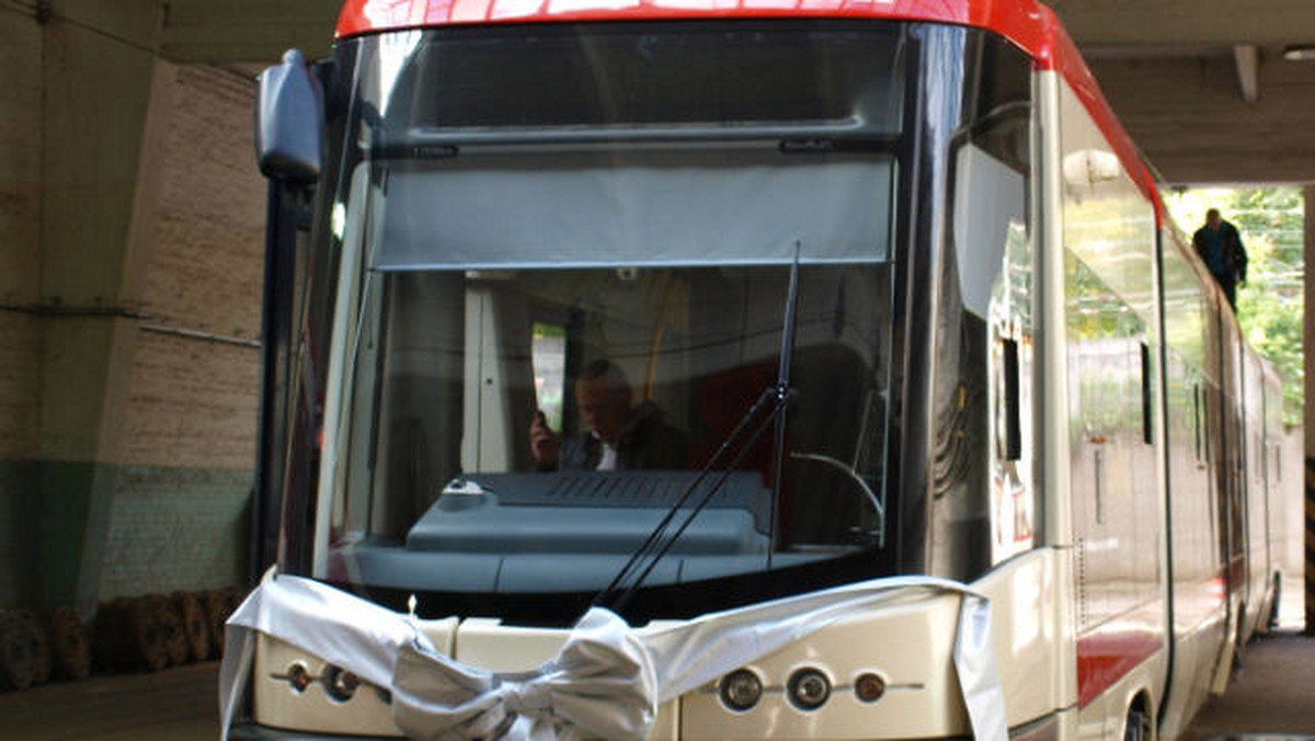 Gdańsk ma jeden z najnowocześniejszych taborów tramwajowych w Polsce. Udział pojazdów niskopodłogowych we flocie ZKM w Gdańsku jest najwyższy w Polsce i wynosi ok. 67 proc. Dla porównania, Kraków, jako drugie miasto w kraju pod tym względem, ma ich ok. 30 proc.