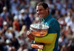 Nadal rakietę do ręki wziął w wieku trzech lat. Sukcesy na korcie zawdzięcza wujkowi